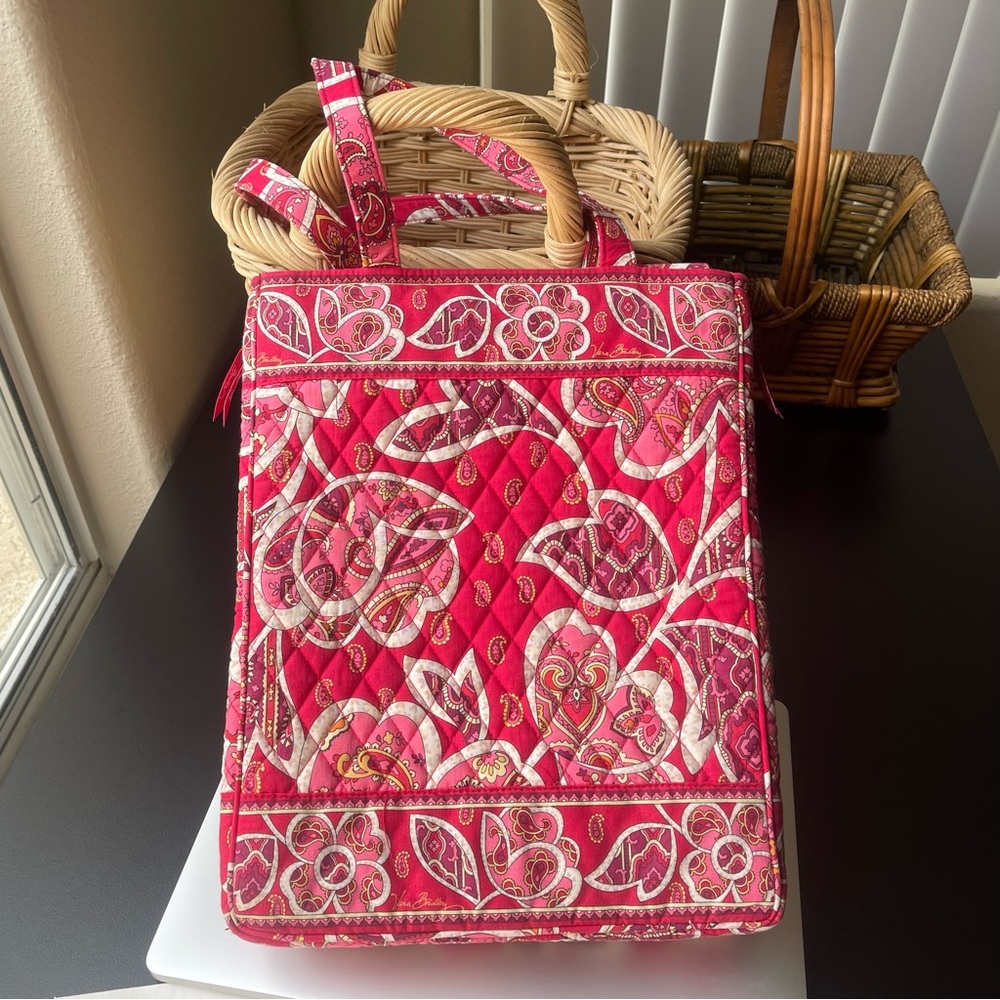 Vera Bradley Quilted  Red Floral Personal Laptop Bag